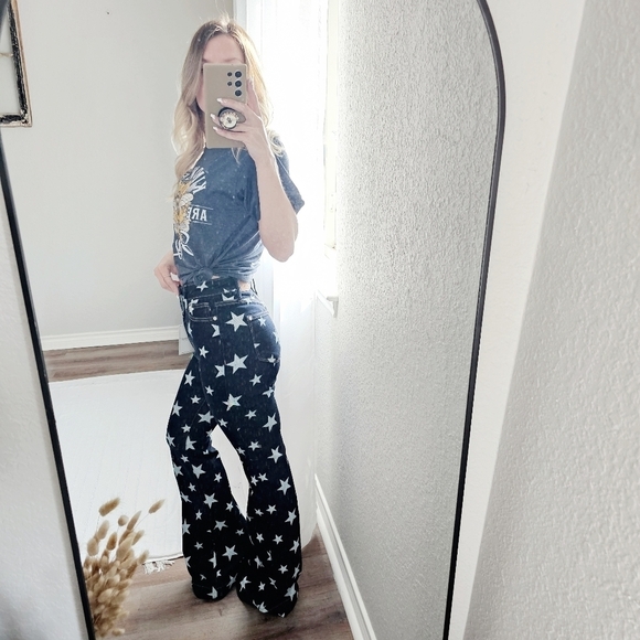 Judy Blue High Rise Dark Wash Star Print Flare Jeans Regular Sizes Americana NEW - Picture 9 of 16